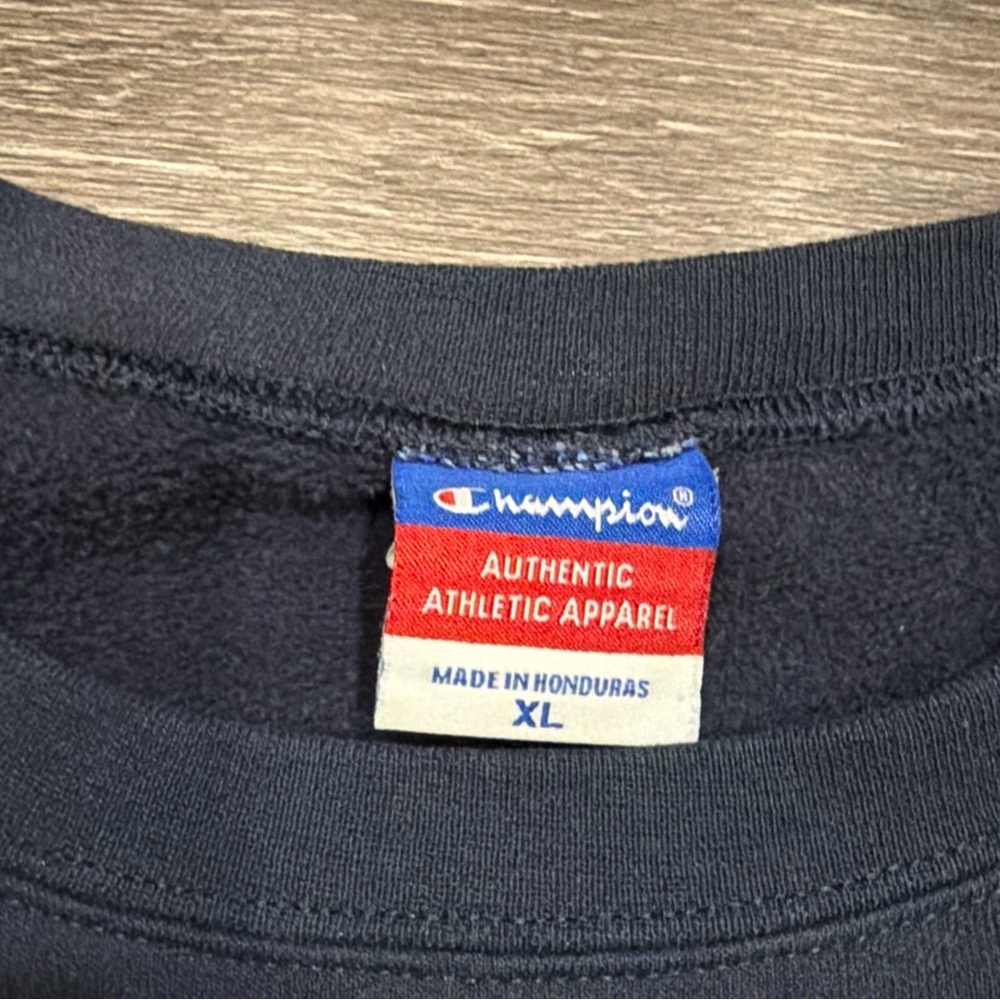 Champion Yale Sweatshirt Pullover Navy Blue Men’s Extra Large - Picture 3 of 4